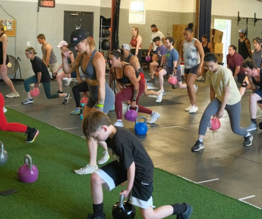Packed Pro Kettlebell Class with FULLCIRCLE Social Club