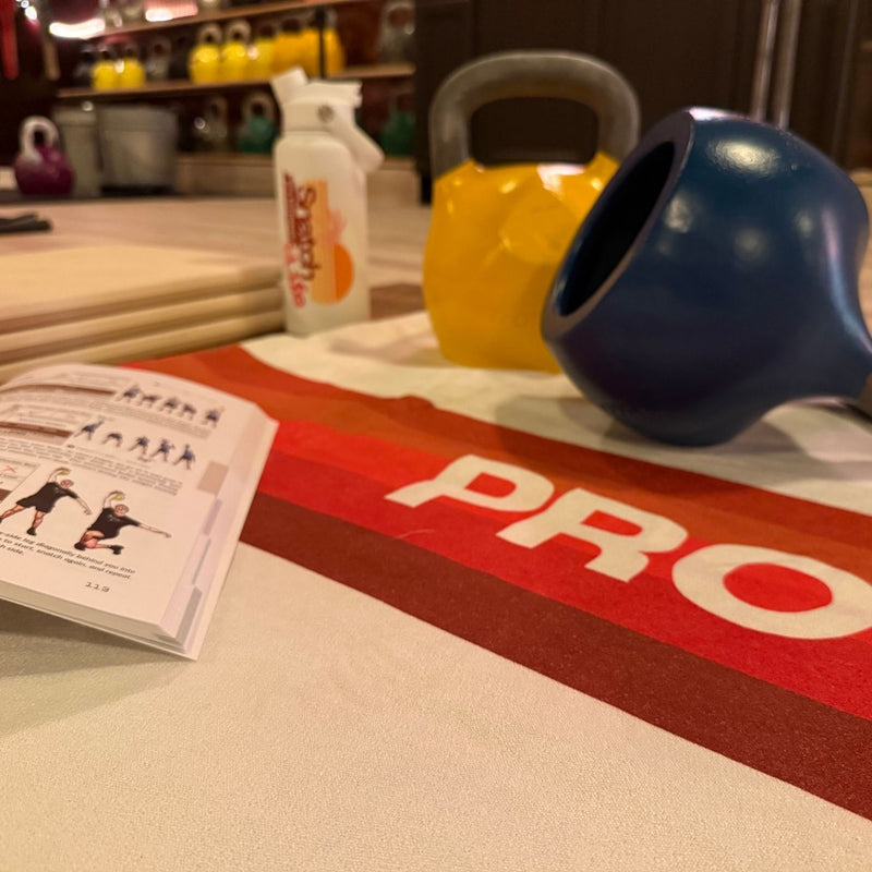 Load image into Gallery viewer, Pro Kettlebell Zippered Training Towel
